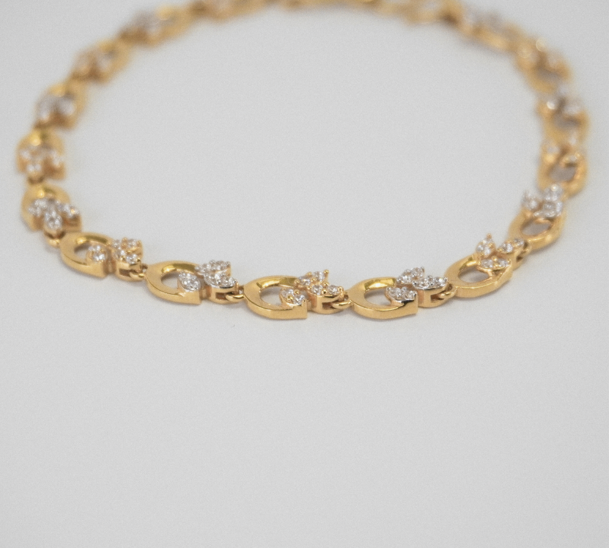 Diamond Petal Tennis Bracelet