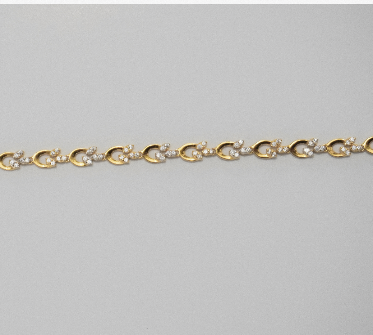 Diamond Petal Tennis Bracelet