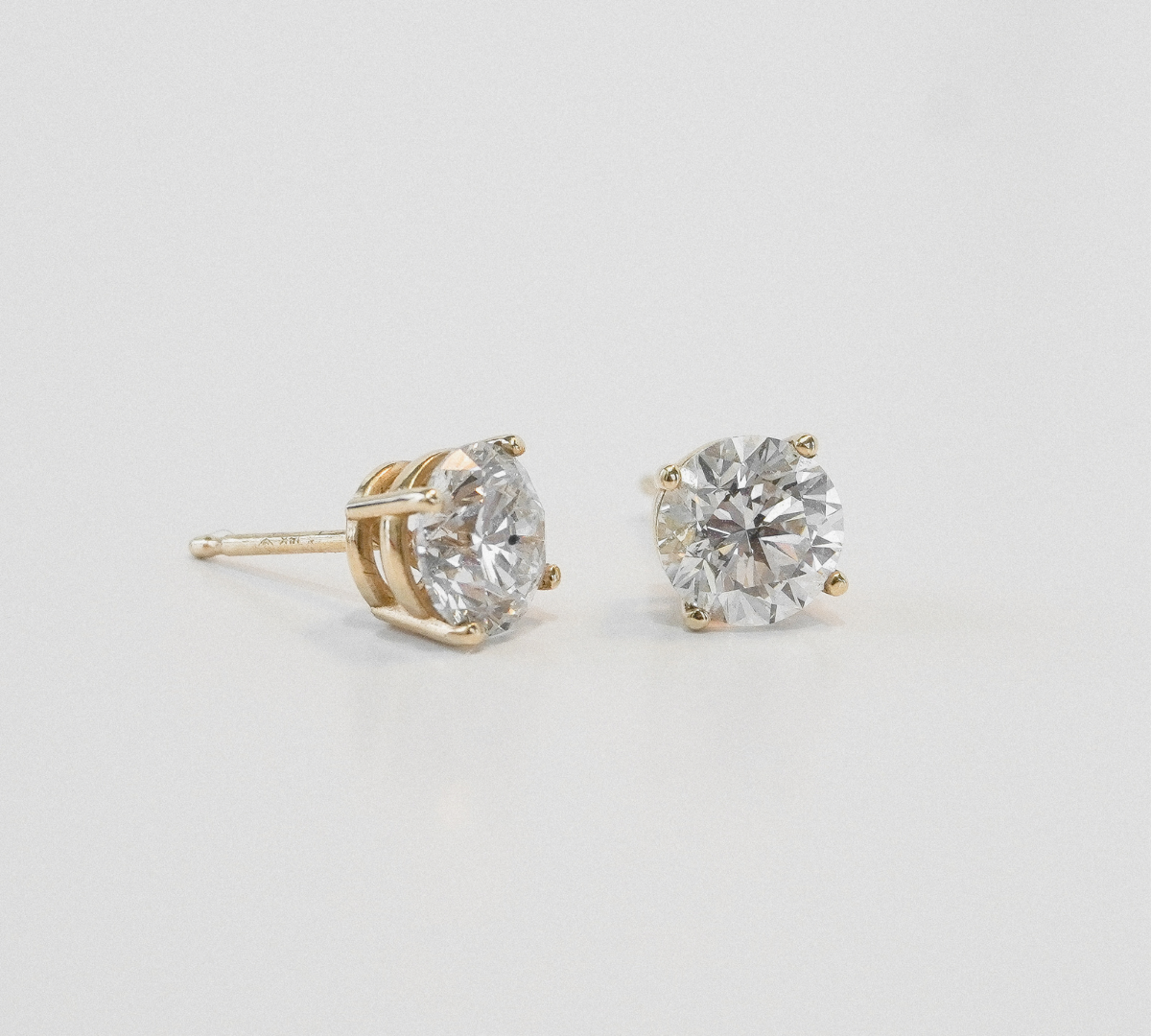 4 Prong Diamond Studs